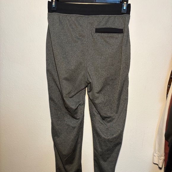 Under Armour Joggers - Picture 3 of 3